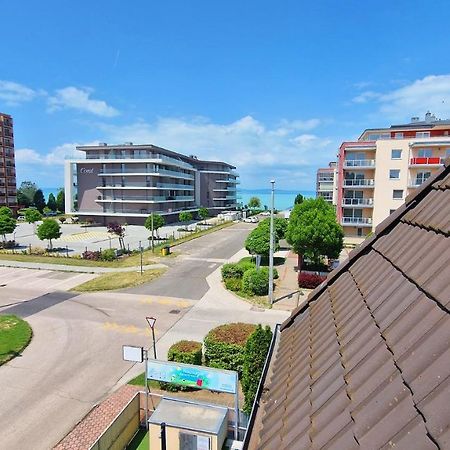 Napsugar Apartmanhaz Siófok Exterior foto