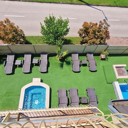 Napsugar Apartmanhaz Siófok Exterior foto