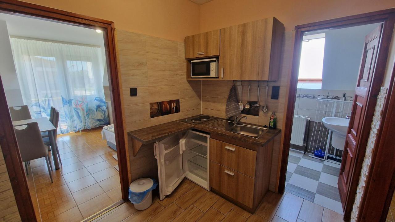 Napsugar Apartmanhaz Siófok Exterior foto